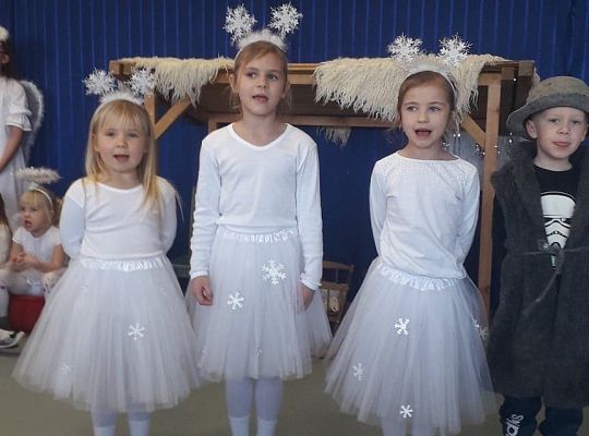 Taniec małych śnieżynek