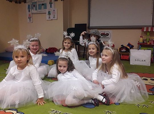 Taniec małych śnieżynek