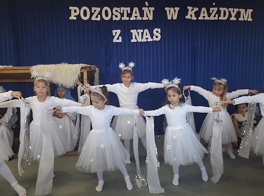 Taniec małych śnieżynek