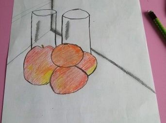 Spotkanie ze sztuką - rzeźby  i martwa natura  uczniów klasy III