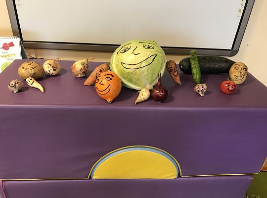 "W jesiennym ogrodzie" - teatrzyk.