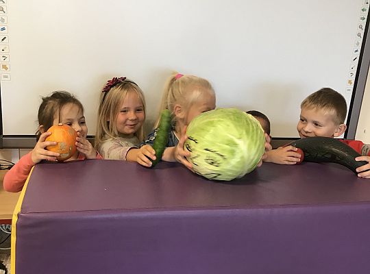 "W jesiennym ogrodzie" - teatrzyk.