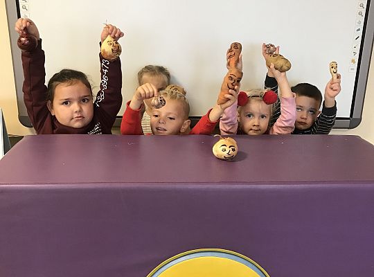 "W jesiennym ogrodzie" - teatrzyk.