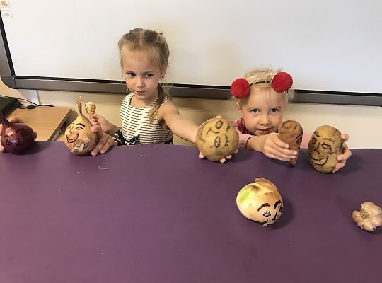 "W jesiennym ogrodzie" - teatrzyk.