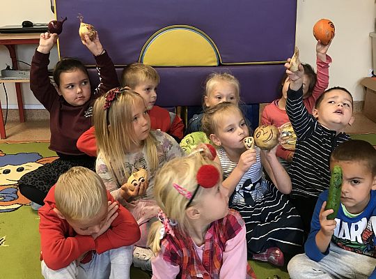 "W jesiennym ogrodzie" - teatrzyk.