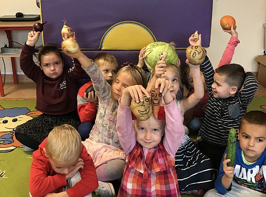 "W jesiennym ogrodzie" - teatrzyk.