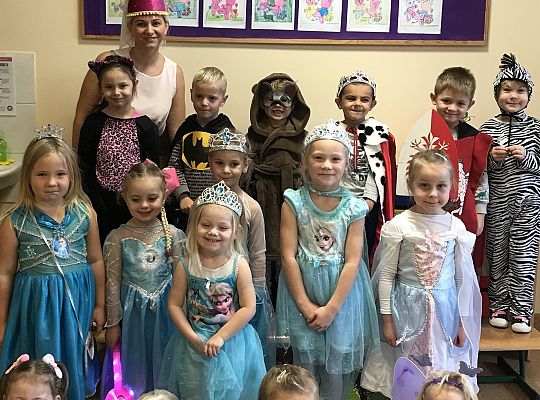 "Międzynarodowy Dzień Postaci z Bajek".