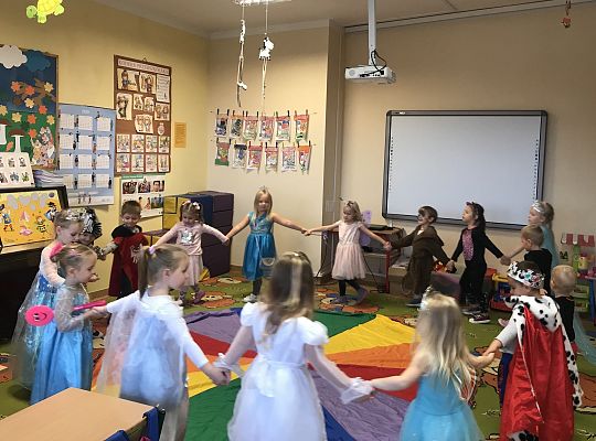 "Międzynarodowy Dzień Postaci z Bajek".