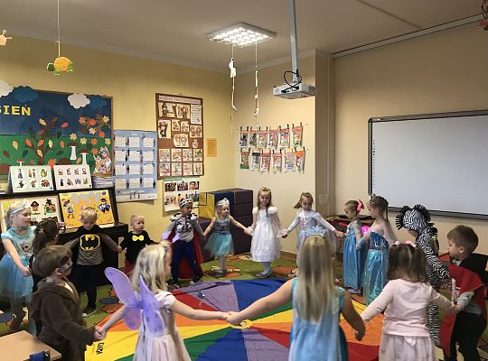 "Międzynarodowy Dzień Postaci z Bajek".