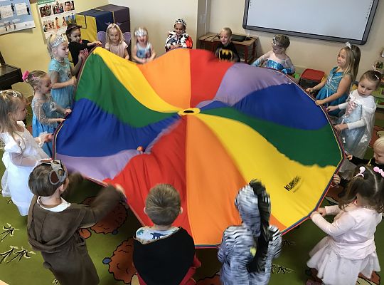 "Międzynarodowy Dzień Postaci z Bajek".