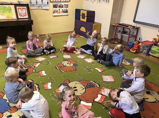 "Święto Niepodległości - 11 listopada".