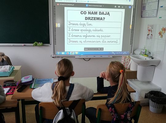 Klasa III zakończyła realizację I modułu międzynarodowego projektu CZYTAM Z KLASĄ lekturki spod chmurki