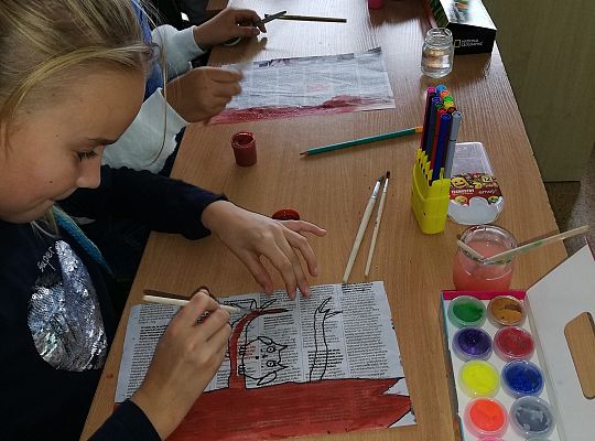 Klasa III zakończyła realizację I modułu międzynarodowego projektu CZYTAM Z KLASĄ lekturki spod chmurki