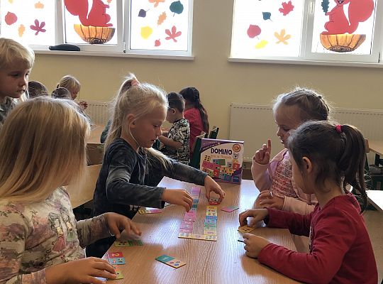 Podczas zabaw dowolnych.