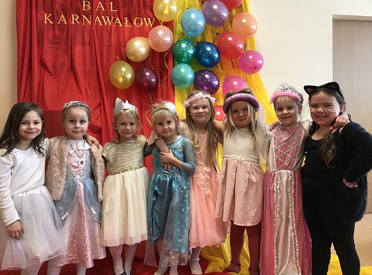 Bal karnawałowy - zdjęcia indywidualne.