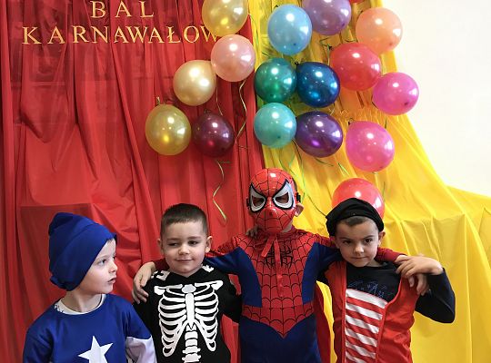 Bal karnawałowy - zdjęcia indywidualne.