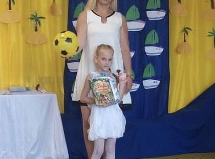 Uroczyste zakończenie roku szkolnego - pożegnanie 6-latków.