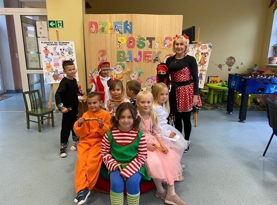 Czytam z klasą. Lekturki spod chmurki