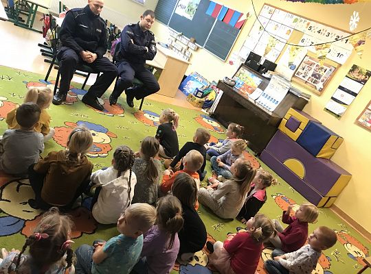 Bezpieczne ferie-spotkanie z policjantem